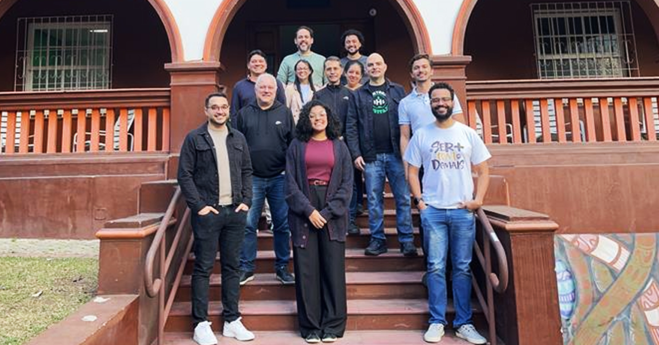 Jesuítas do M+ México em visita ao Centro MAGIS Anchietanum para conhecer o trabalho com juventudes e vocações.
