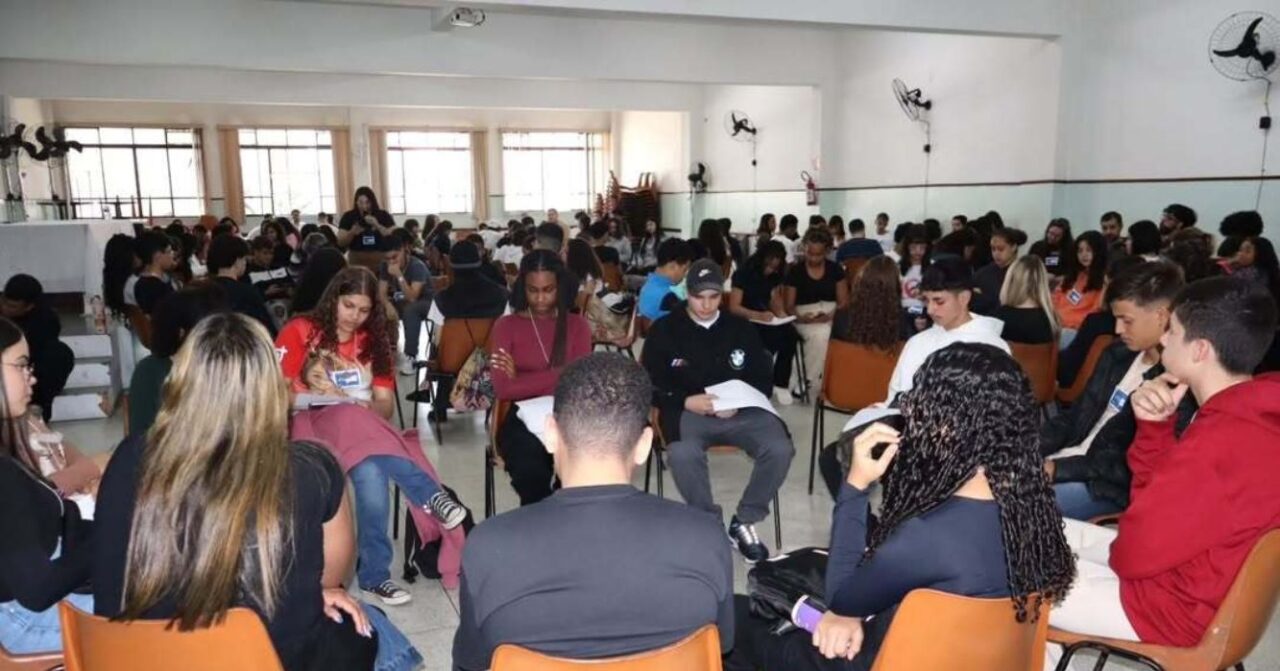 Jovens participam do Retiro Jovem da Região Belém em São Paulo